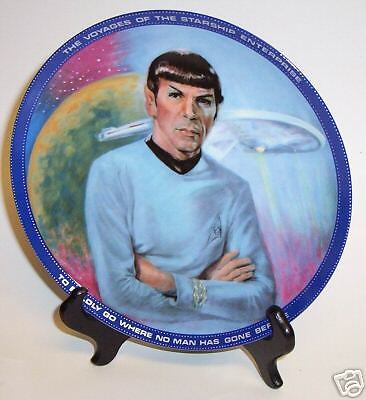 STAR TREK PLATE DR SPOCK 1986 BLUE BORDER #4174 ART  