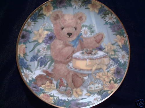 Franklin Mint Teddys Easter Treat Collector Plate  