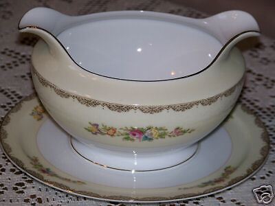 Handpainted Meito China   Japan   Gravy Boat w/ Plate  