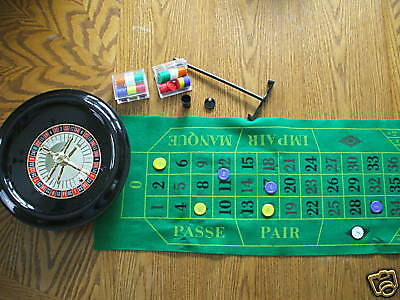 Las Vegas Casino Style Roulette 12 Wheel Set Chips 27 Felt Rake 2 